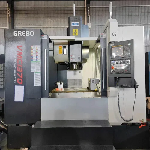bt40-vertical-machining-center-vmc1370-front-view VMC1370 BT40 vertical machining center front view with 1300mm X-axis travel and 1400×700mm worktable