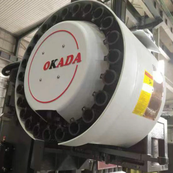 high-speed-cnc-machining-center-tool-changer Automatic tool changer of high-speed CNC machining center for fast and efficient tool replacement