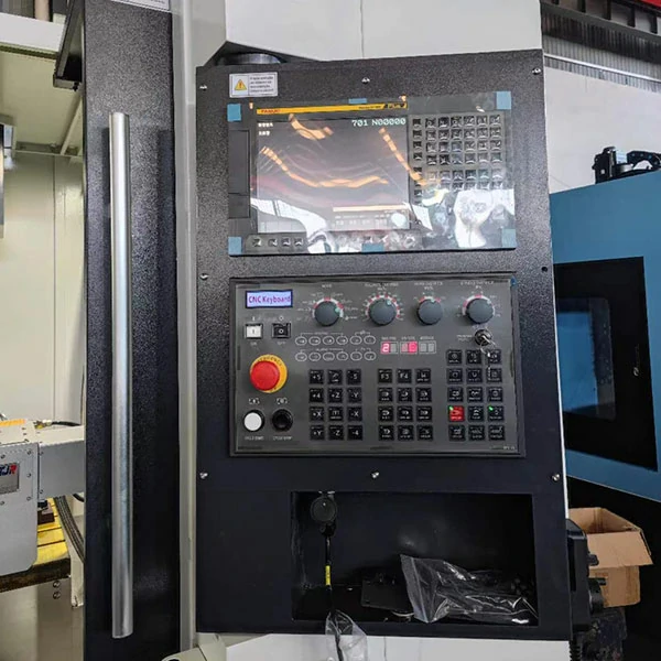 Heavy Duty Vertical Machining Center control panel